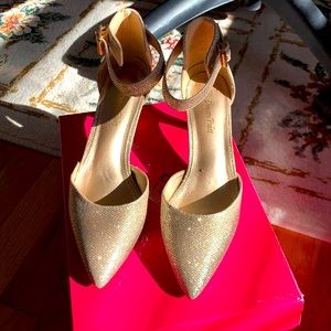 Dream Paris gold sparkly heels